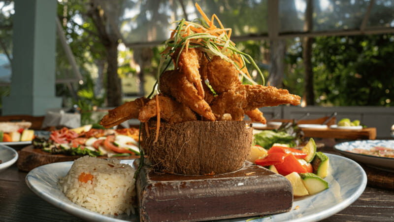 Romantic dinner in front of the sea - Is It Worth the Cost?