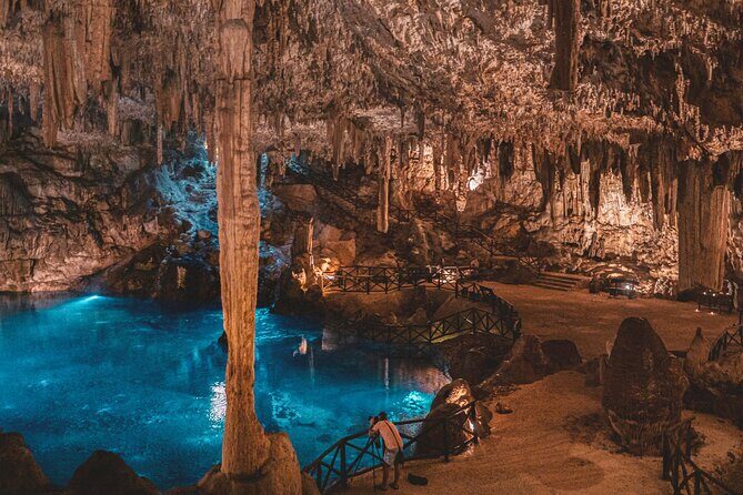 Romantic Dinner inside the Cenote Museum - Key Points