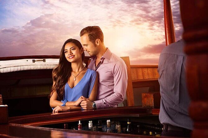 Romantic Dinner Sunset - Sailing Away on the Beautiful Lagoon Nichupte - Who Should Consider This Tour?