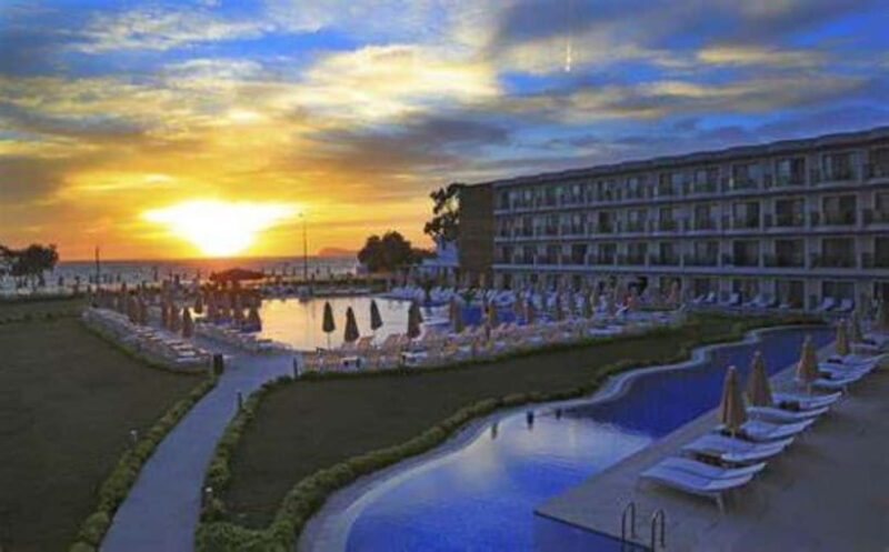 Romantic Getaway & Cooking Experience Vedana Lagoon Resort - Practical Details and Considerations