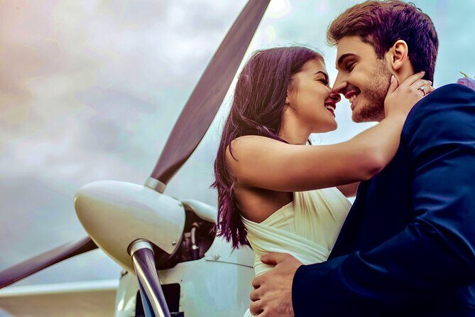 Romantic Miami 50-Min Plane Tour With Champagne - An Elevated View of Miami: What to Expect from This Tour