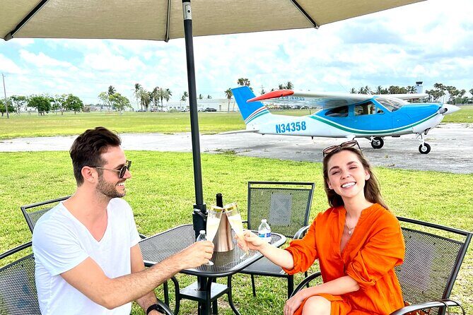 Romantic Miami 50-Min Plane Tour With Champagne - FAQ