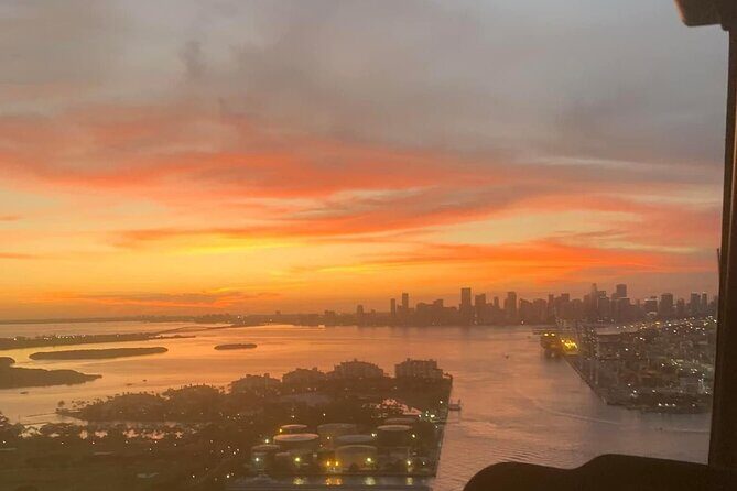 Romantic Miami Helicopter Tour with Champagne for Two - Exploring the Details: What You Can Expect