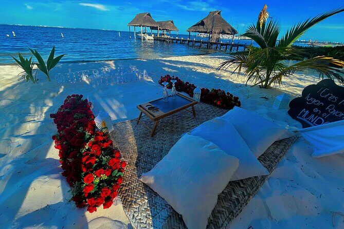 romantic picnic with a view of the caribbean sea - Key Points