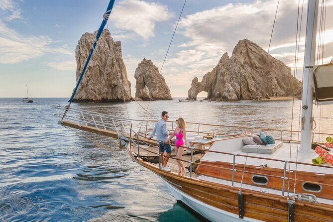 Romantic Sailboat Sunset: Live Music, Premium Bar & Dinner -Cabos - Why This Sunset Cruise Stands Out