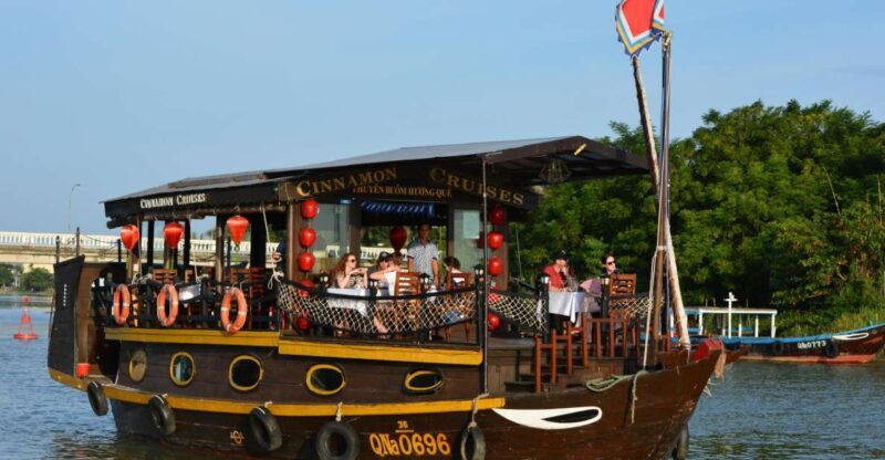 Romantic Sunset Dinner Cruise in Hoi An - What Makes This Sunset Dinner Cruise Special?
