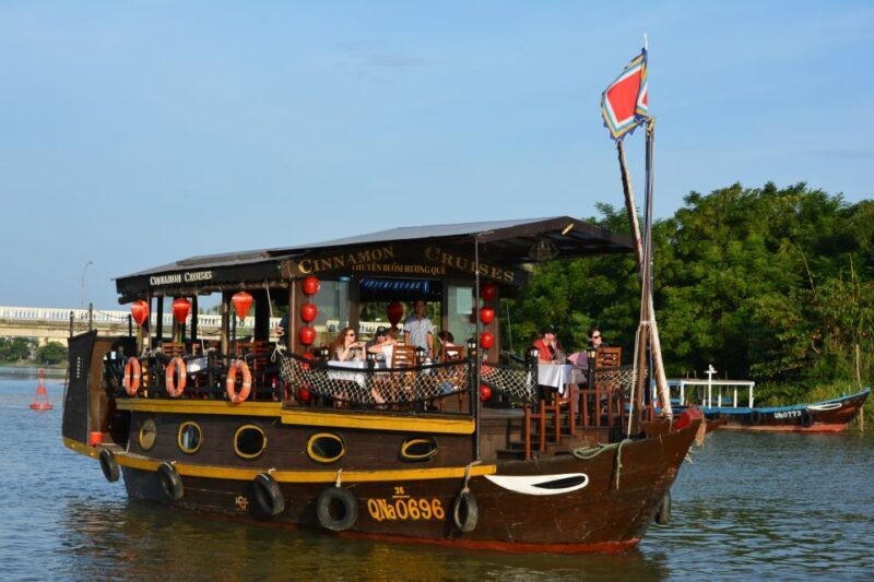 Romantic Sunset Dinner Cruise in Hoi An - Authentic Experiences and Guest Feedback
