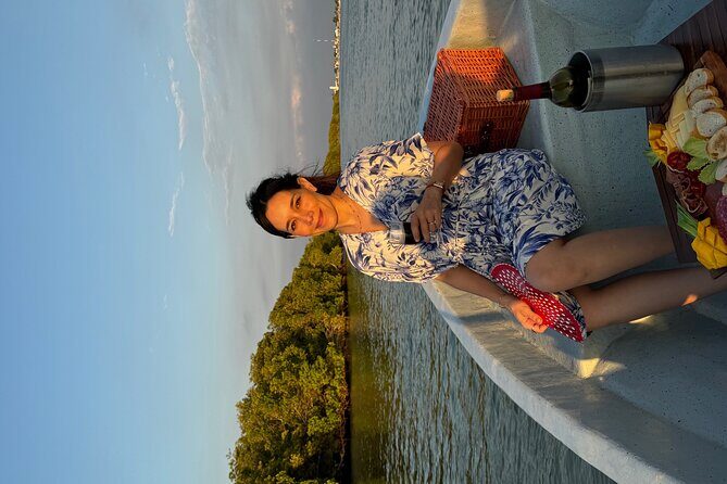 Romantic sunset tour in Río Lagartos, with food - Setting the Scene: What the Tour Offers