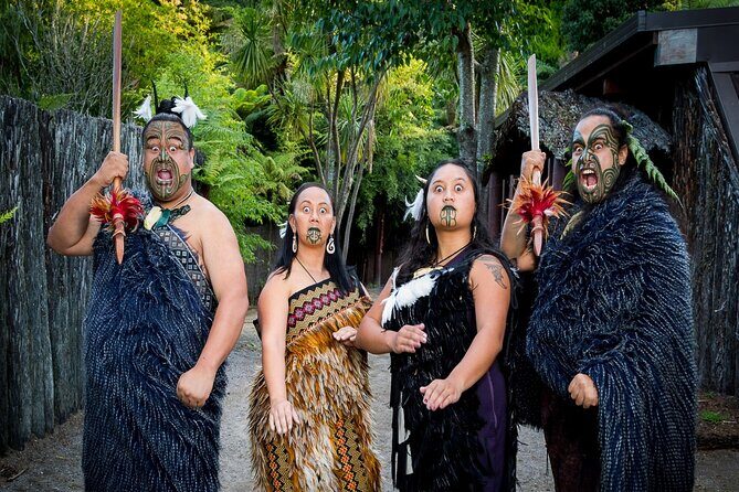 Rotorua Cultural & Geothermal Small Group Tour From Auckland - Key Points