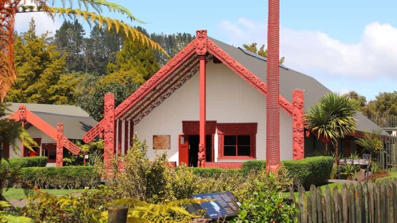 Rotorua: Glowworm Cave, Redwoods Forest & Te Puia Tour - FAQ