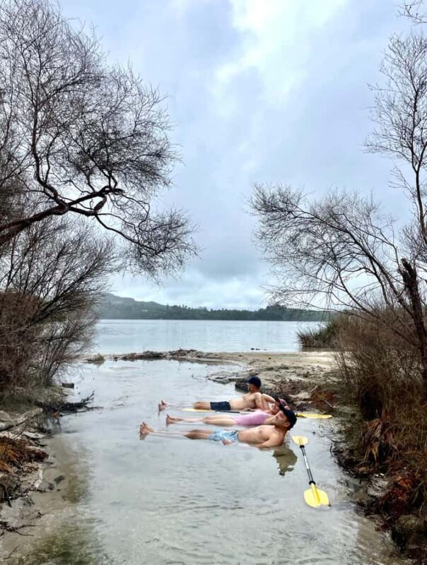 Rotorua: Secret adventure kayaking to natural hot springs - Evaluating the Value