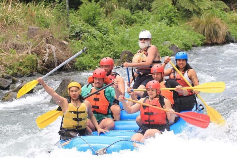 Rotorua: Tarawera River Raft and Kayak Adventure - The Experience in Action