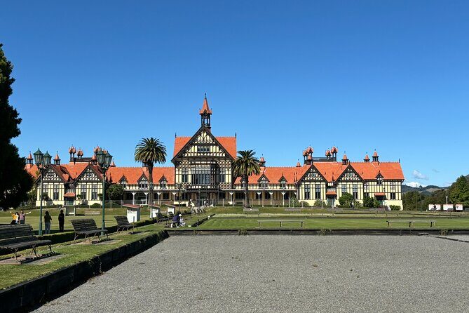 Rotorua: WaiOtapu & Redwood forest & Blues springs from Auckland - Return to Auckland