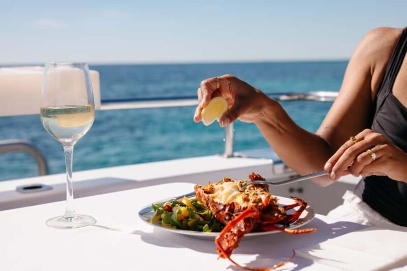 Rottnest: Luxe Island Seafood Cruise - Hands-On Lobster Fishing: Learning and Participating