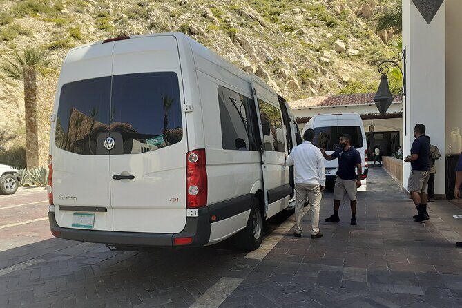 Round Trip Airport SJD to Cabo San Lucas/ Arrival and Departure - Who Will Appreciate This Service?