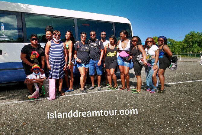 Round Trip Montego Bay Airport Taxi - Grand Palladium - A Closer Look at the Experience