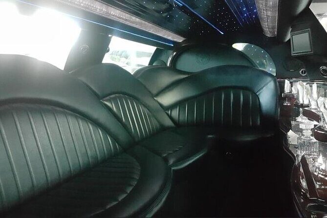 Round Trip Nassau Airport ARRIVAL (NASSAU LIMOUSINE) - Who Should Book This Service?