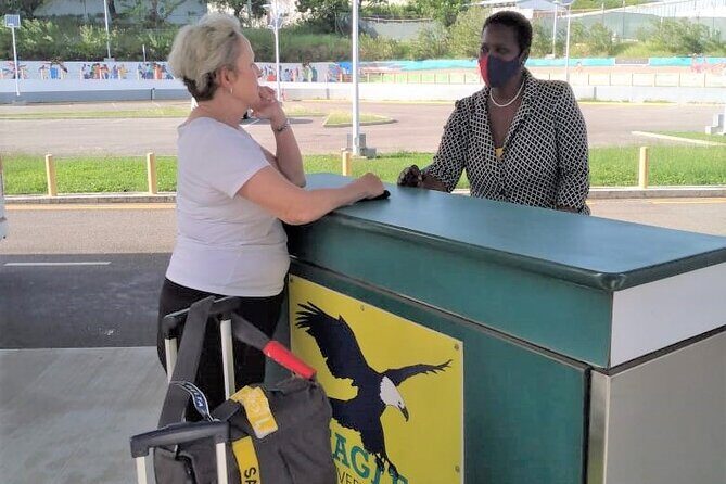 Round-Trip Transfer between Antigua Airport and Antigua Hotels - What to Expect from Your Antigua Airport Transfer