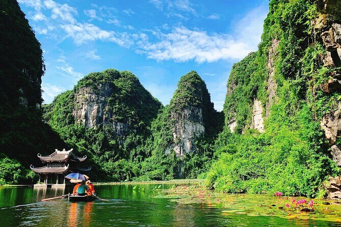 Roundtrip: HaNoi - NinhBinh - LanHa Bay on 5-Star Cruise 3days - Exploring the Itinerary: From Land to Sea