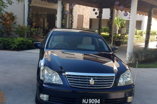 Roundtrip Transfer from UVF Airport to Resorts in Gros Islet (Groups of 4 Plus) - The Route and Experience