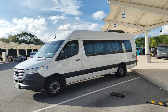 Roundtrip transportation from Cancun Airport to Playa del Carmen Hotel - Punctuality and Reliability: A Mixed Bag