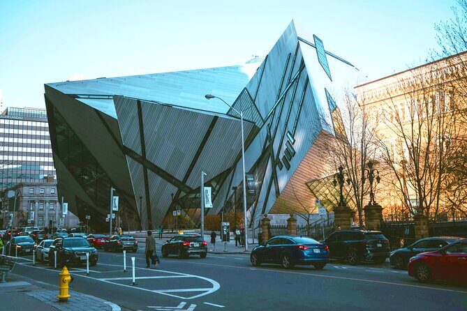 Royal Ontario Museum Toronto Tour with Skip-the-Line Tickets - Key Points