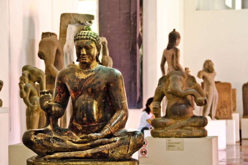 Royal Palace, National Museum & Wat Phnom with Private tour - Itinerary Breakdown