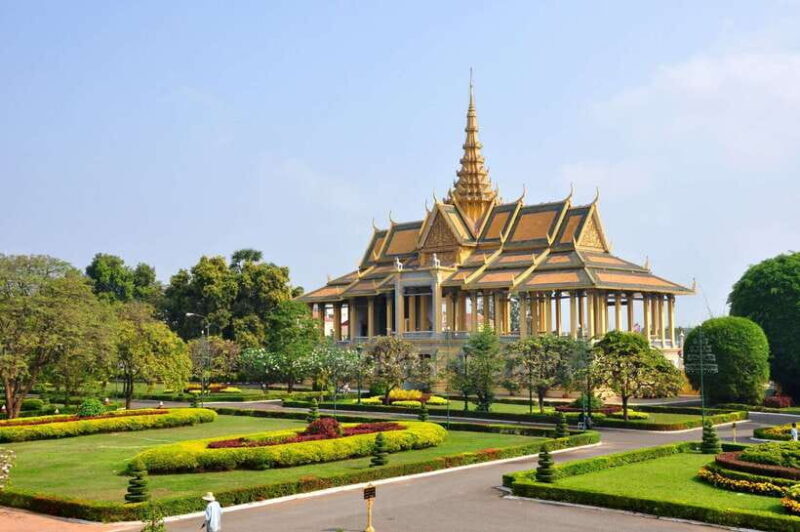 Royal Palace, National Museum & Wat Phnom with Private tour - Authentic Experiences and Common Praise