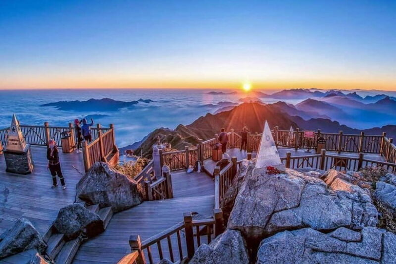 Sa Pa: Discover Fansipan Mountain Trek with Homestay 3 days - Analyzing the Price and Value