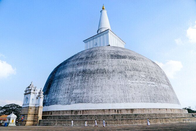 Sacred City of Anuradhapura from Sigiriya - Key Points