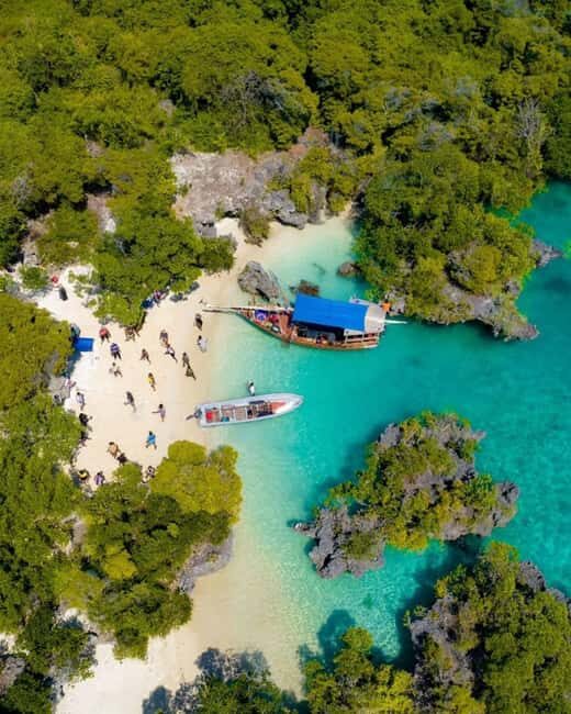 Safari blue day tour - Key Points