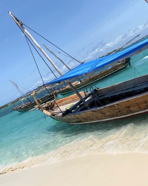 Safari blue Zanzibar by sailing dhow trip - Key Points