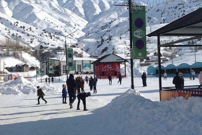 SAFED-DARA: Skiing, snowboarding, One-day tour - Authentic Traveler Perspectives