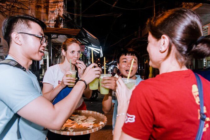 Saigon After Dark With Seafood, Beer & Live Music Bar - From Food to Views: What’s Included and What’s Not