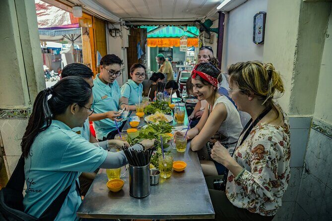 Saigon After Dark With Seafood, Beer & Live Music Bar - FAQ