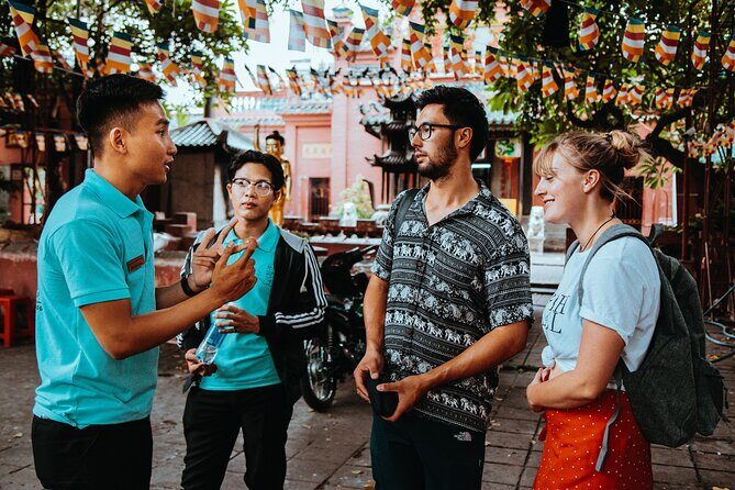 Saigon Sightseeing & Street Food Tour By scooter with Student - Who Is This Tour Best For?