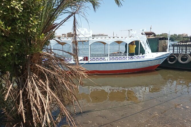 Sail into Splendor: Luxor's Majestic Motor Boat Adventures - A Closer Look at the Tour Experience