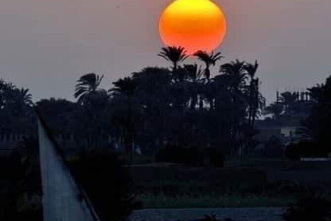 Sail into Splendor: Luxor's Majestic Motor Boat Adventures - Who Should Consider This Tour?