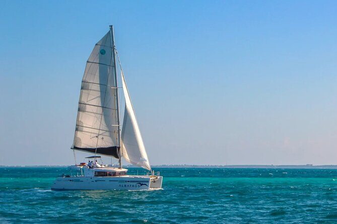 Sail to Paradise Catamaran Tour with Snorkel and Beach Club - The Itinerary in Detail