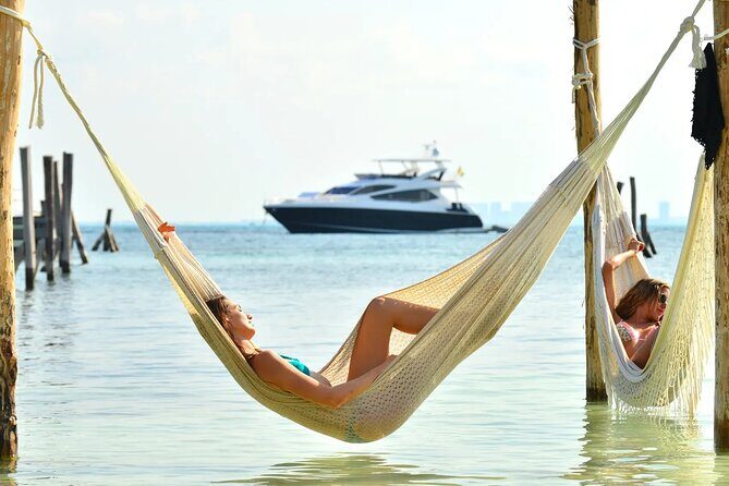 Sail to Paradise Catamaran Tour with Snorkel and Beach Club - The Sum Up