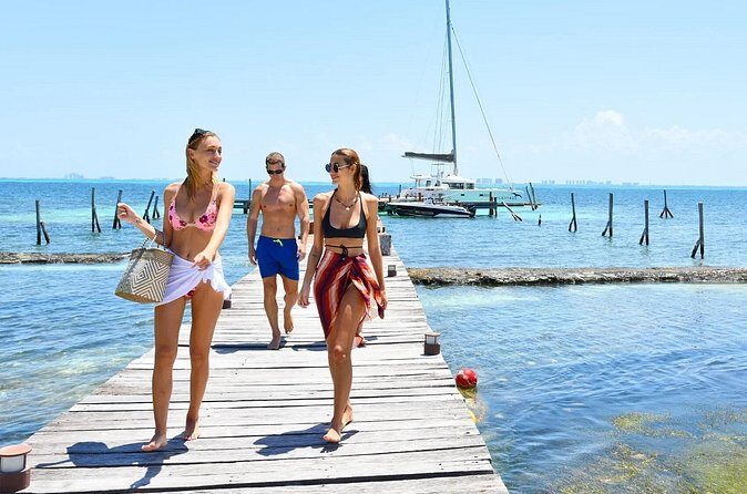 Sail to Paradise Catamaran Tour with Snorkel and Beach Club - FAQs