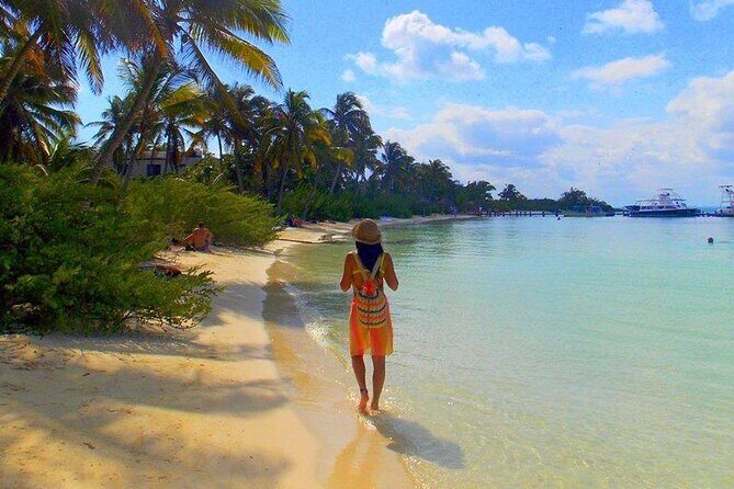 Sailing at Isla Contoy & Isla Mujeres! Snorkel at Ixlache Reef - Weighing the Value