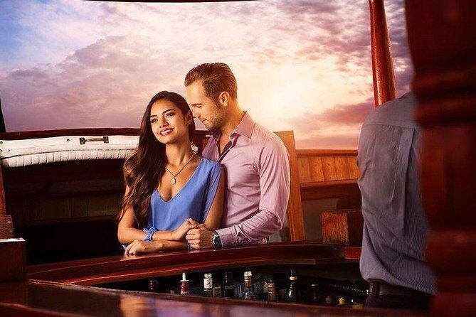 Sailing & Romantic Dinner: Cancún Lagoon Wonderful Date" - An In-Depth Look at the Experience