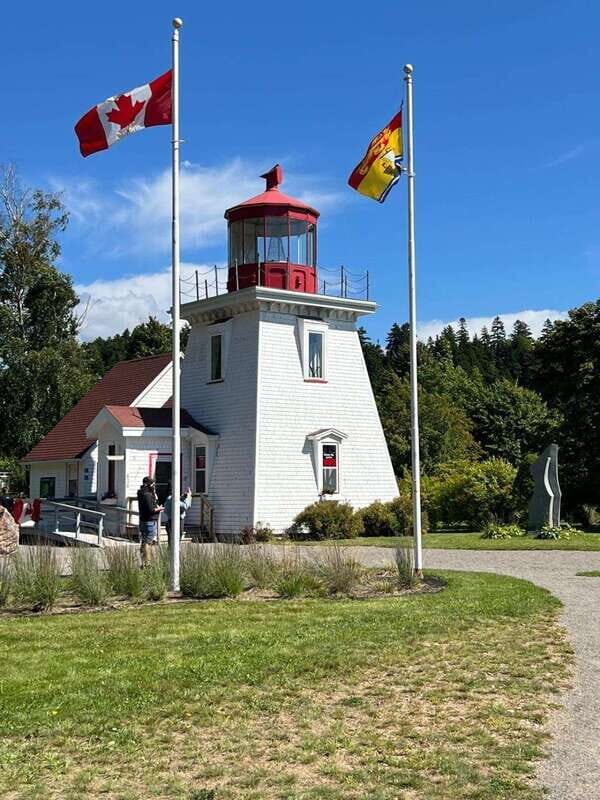 Saint John: Highlights and Sea Caves Tour - Discovering Saint John in a Day