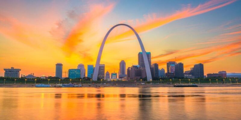 Saint Louis: Private Romantic Tour in The City of Love - An Overview of the Experience
