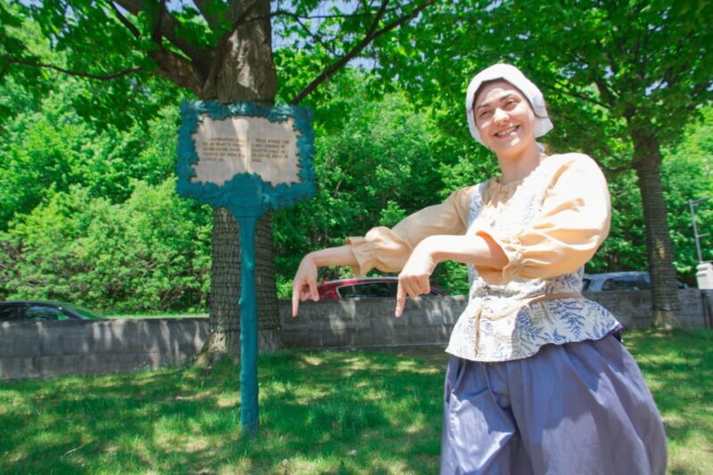 Sainte-Anne-de-Beaupré: Animated Tour of Its History - A Detailed Look at the Tour Experience