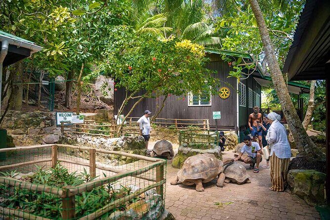 Sainte Anne Marine Park and Moyenne Island - FAQ