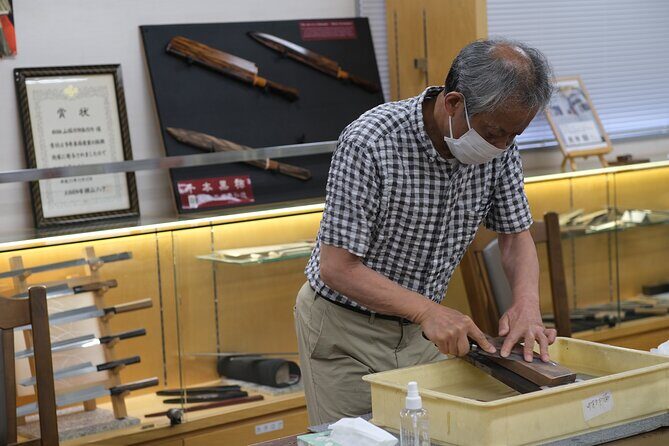 Sakai - Knife Factory and Craft Walking Tour - Key Points