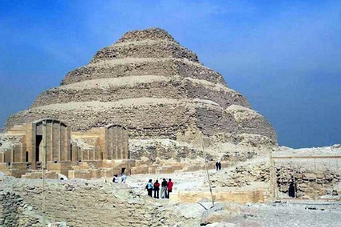 Sakkarah Pyramids and Mastabas ,Memphis and Gizah Pyramids - Key Points
