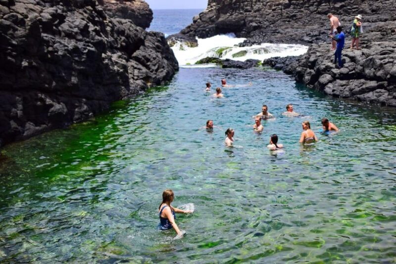 Sal island: Secrets of a Native Guide Day trip with Lunch - Discovering Espargos and Miragem